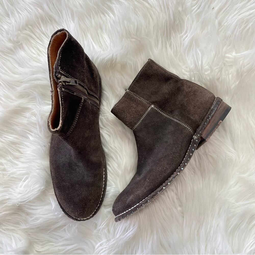 Bed Stu | Brown Suede Onyx Exposed Nails Pull-On Boots Booties Ankles 1631 6.5